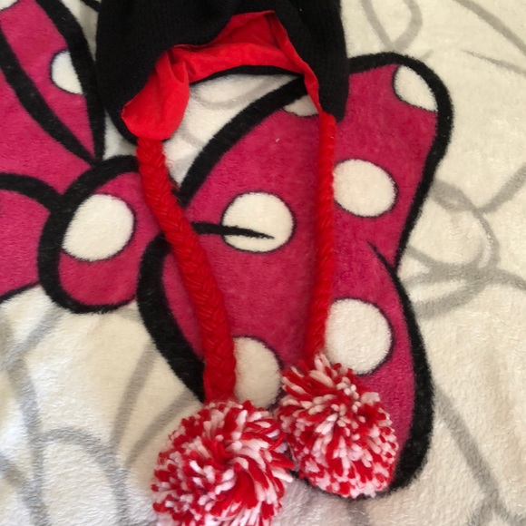 Minnie Mouse hat from Disneyland - Picture 3 of 5